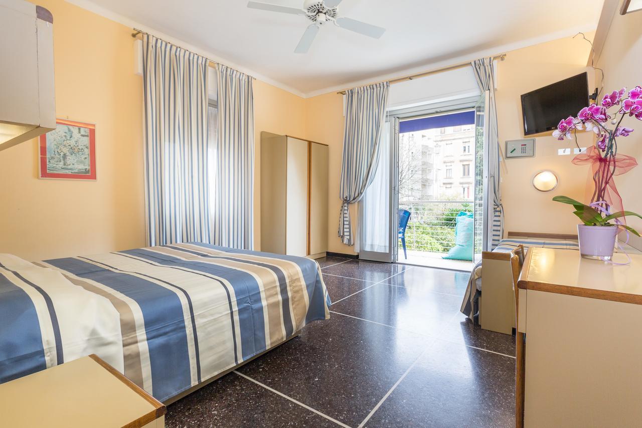 ואראצה Hotel Villa Delibera מראה חיצוני תמונה