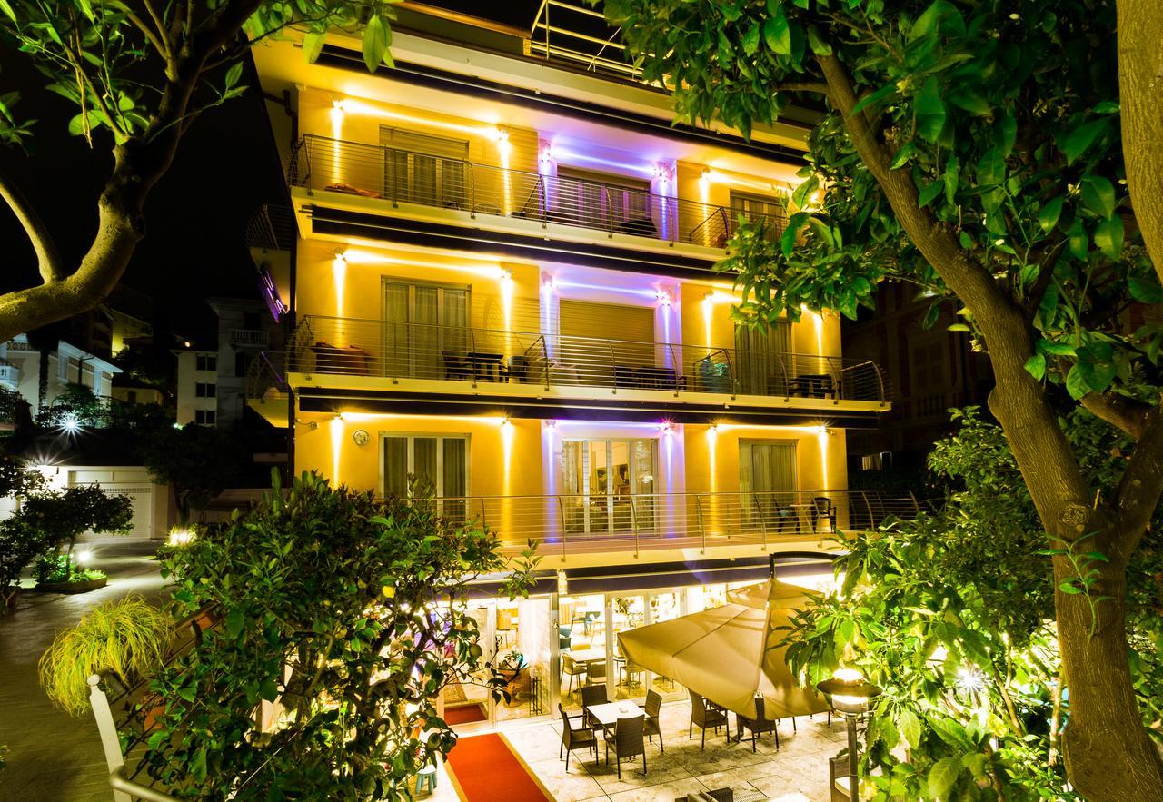 ואראצה Hotel Villa Delibera מראה חיצוני תמונה